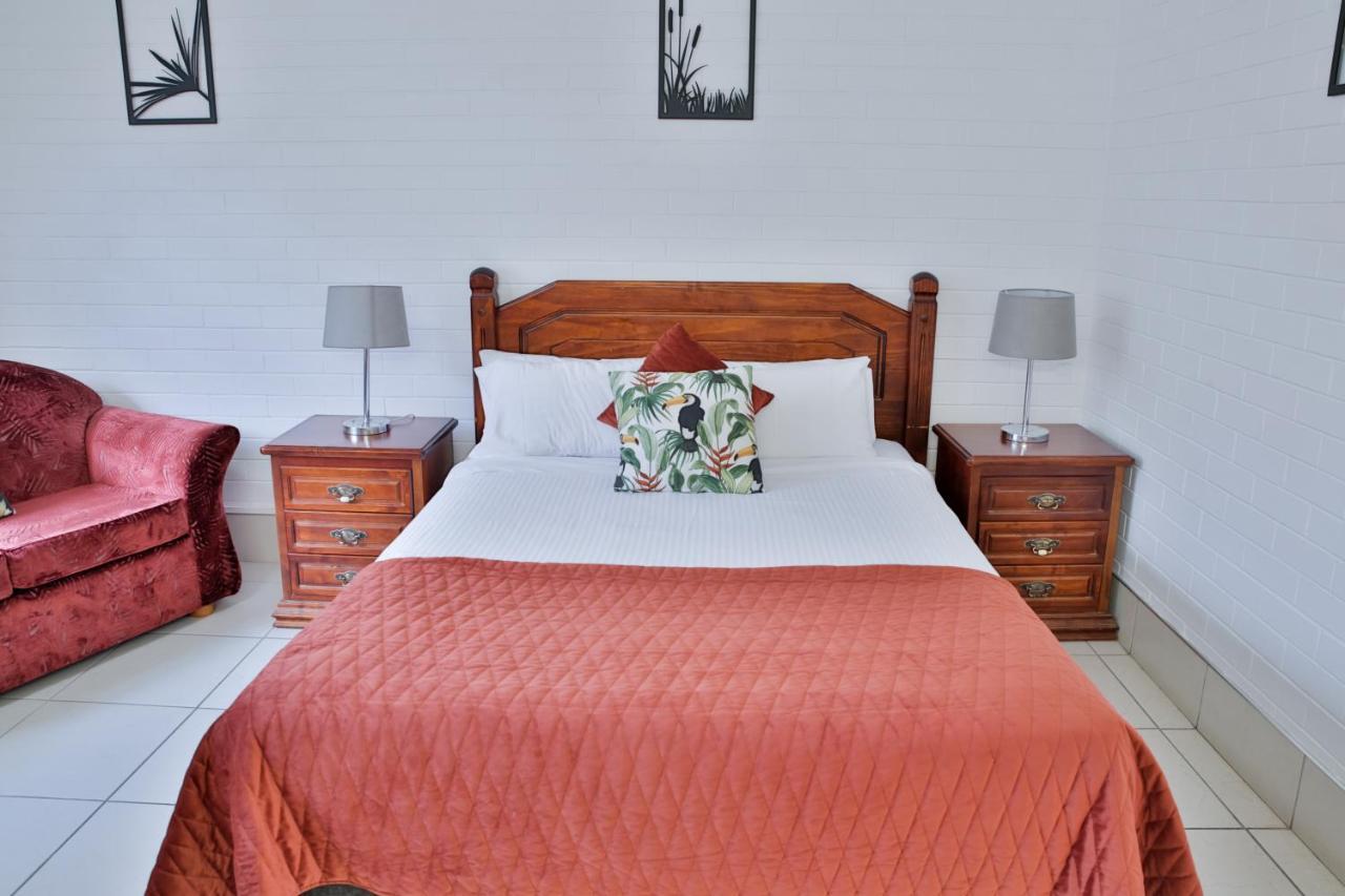 Central Park Motel Rockhampton Εξωτερικό φωτογραφία